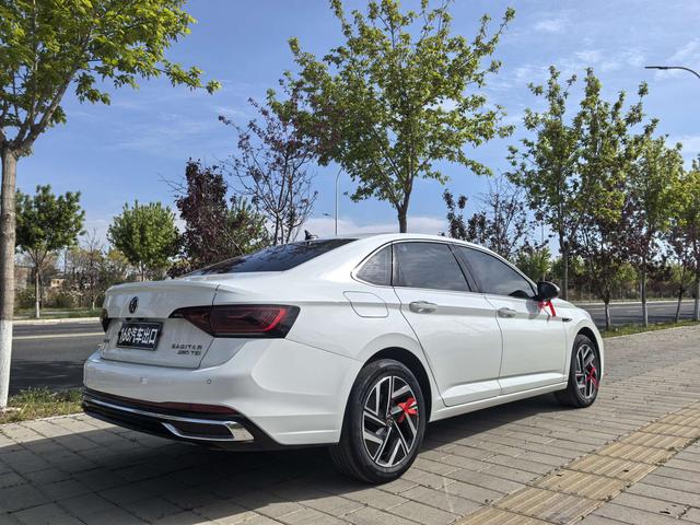 Volkswagen Jetta 2023, фото 4