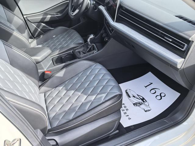 Volkswagen Jetta 2023, фото 8