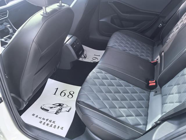 Volkswagen Jetta 2023, фото 10