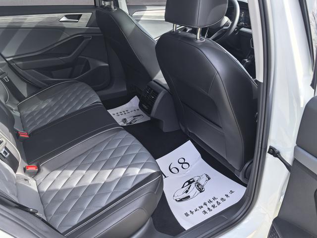 Volkswagen Jetta 2023, фото 11