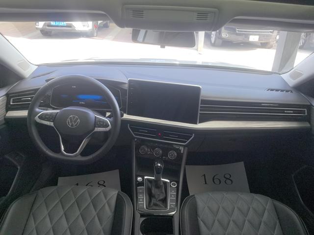 Volkswagen Jetta 2023, фото 12