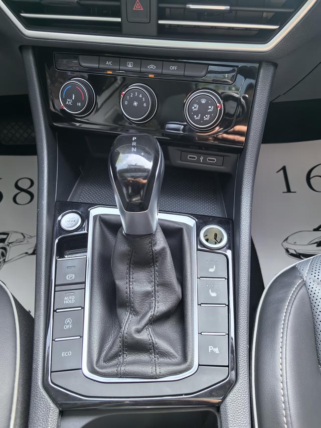 Volkswagen Jetta 2023, фото 16
