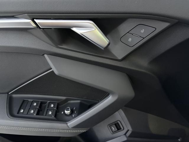 Audi A3 2021, фото 14