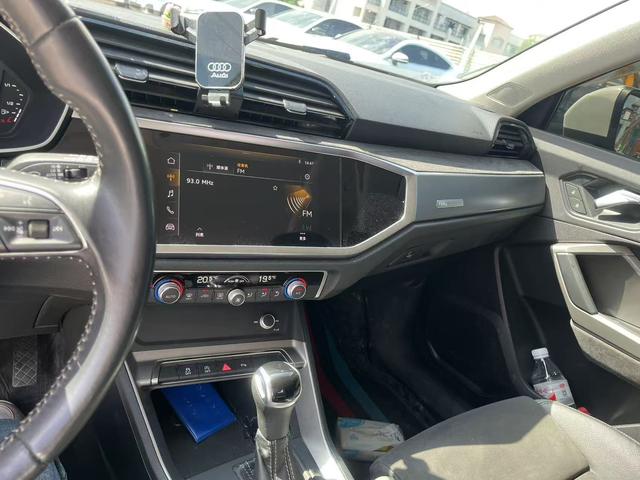Audi Q3 2021, фото 16