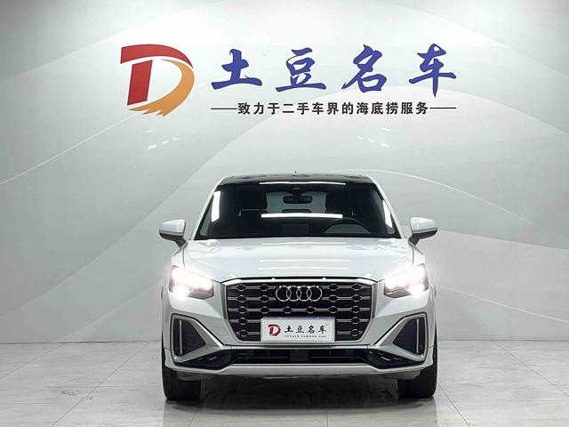 Audi Q2L 2022, фото 2