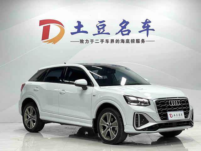 Audi Q2L 2022, фото 3