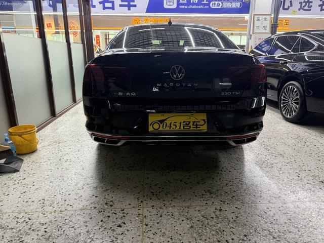 Volkswagen Passat 2023, фото 6