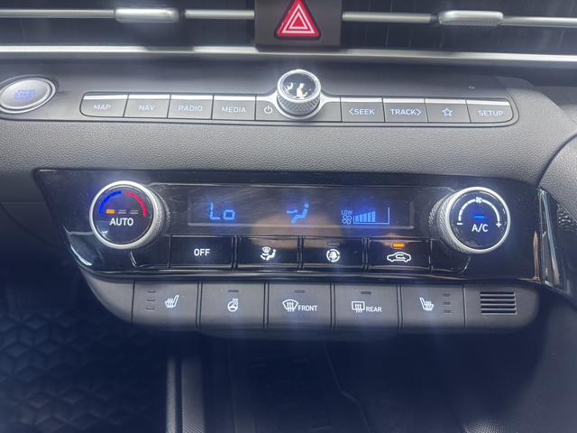 Hyundai Elantra 2023, фото 14