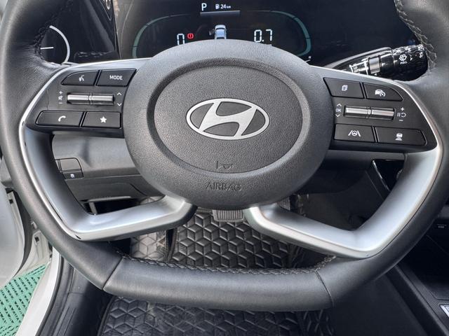 Hyundai Elantra 2023, фото 15