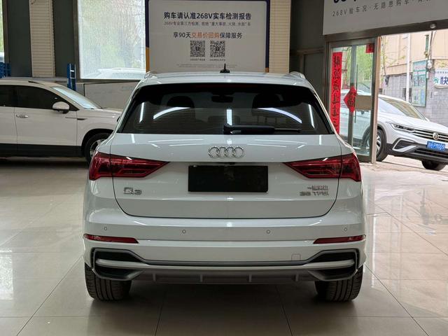 Audi Q3 2023, фото 5