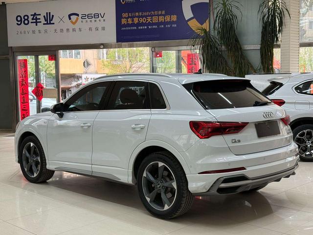 Audi Q3 2023, фото 6