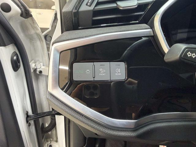 Audi Q3 2023, фото 9