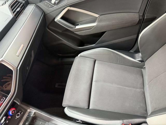 Audi Q3 2023, фото 13
