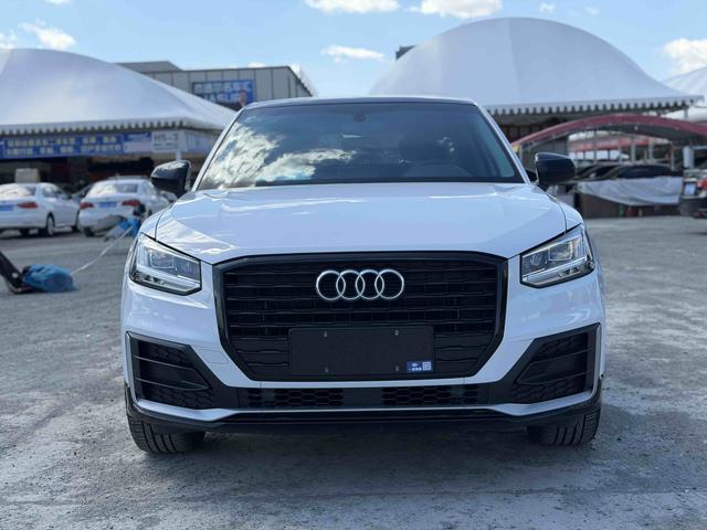 Audi Q2L 2021, фото 3