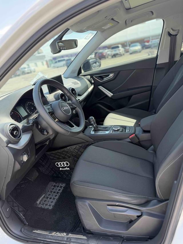 Audi Q2L 2021, фото 5