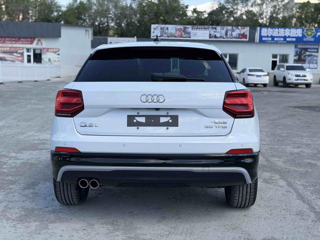 Audi Q2L 2021, фото 9