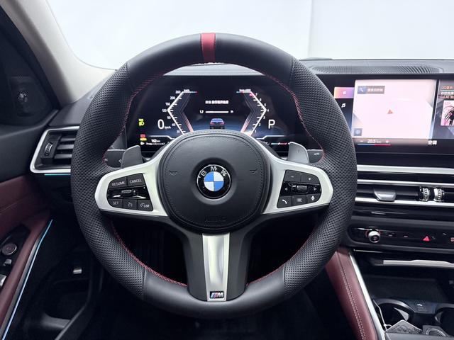 BMW 3 2023, фото 14