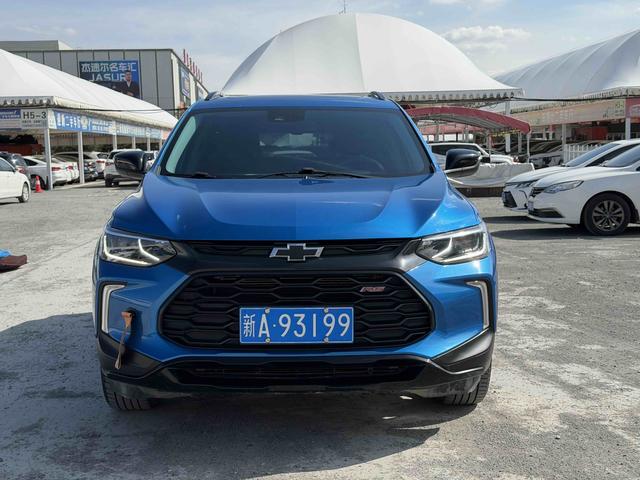 Chevrolet Tracker 2022, фото 2