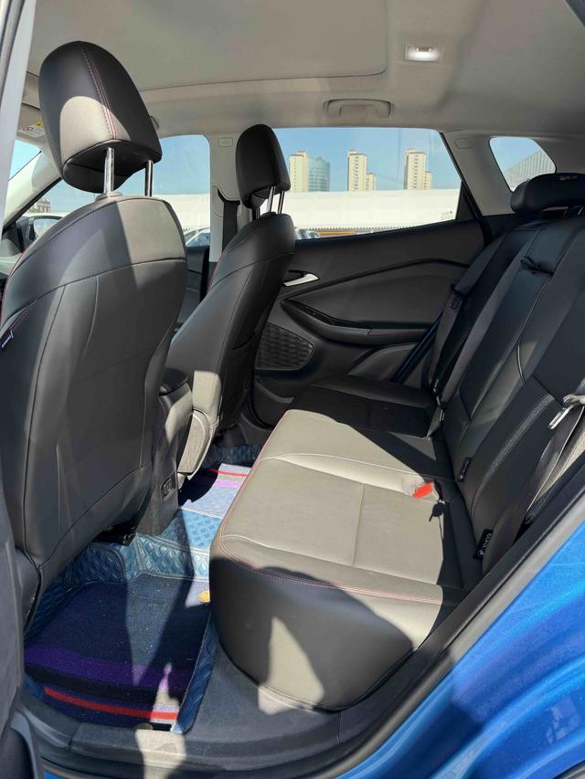 Chevrolet Tracker 2022, фото 6