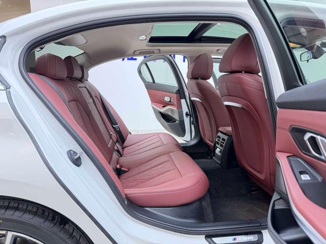 BMW 3 2023, фото 17
