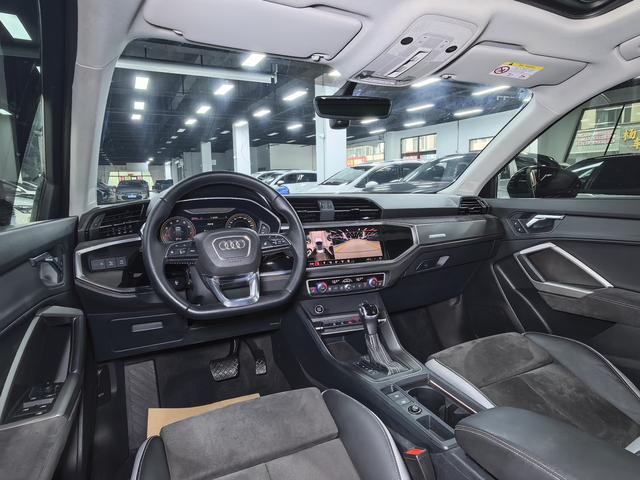 Audi Q3 2021, фото 14