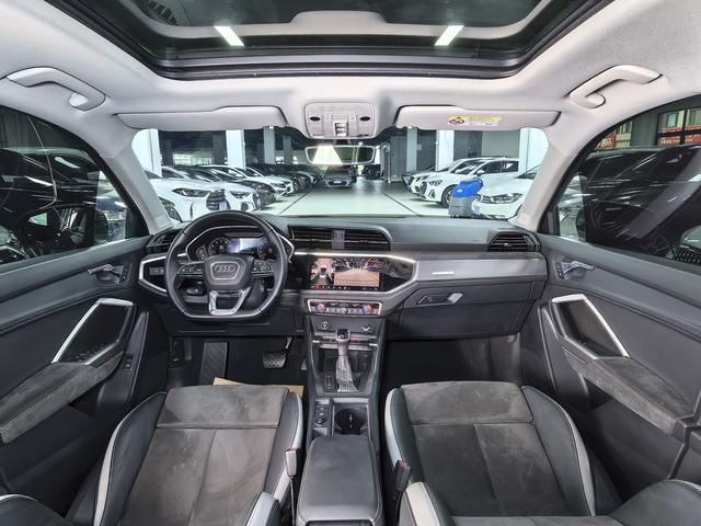 Audi Q3 2021, фото 15