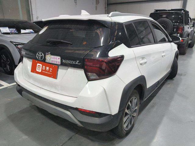 Toyota Yaris 2022, фото 4