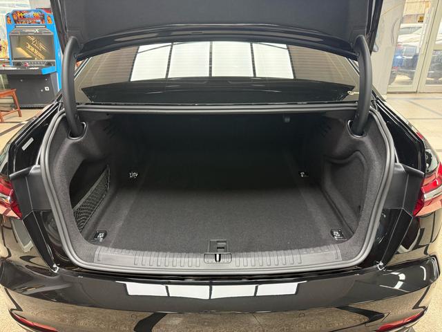 Audi A6L 2022, фото 12