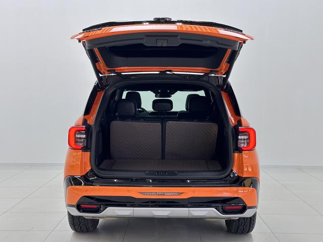 Ford Explorer 2024, фото 15