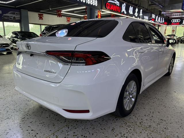 Toyota Corolla 2021, фото 6