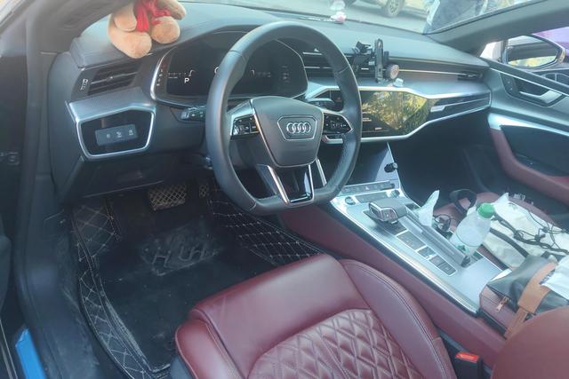 Audi A7 2024, фото 14