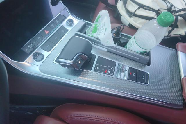 Audi A7 2024, фото 16