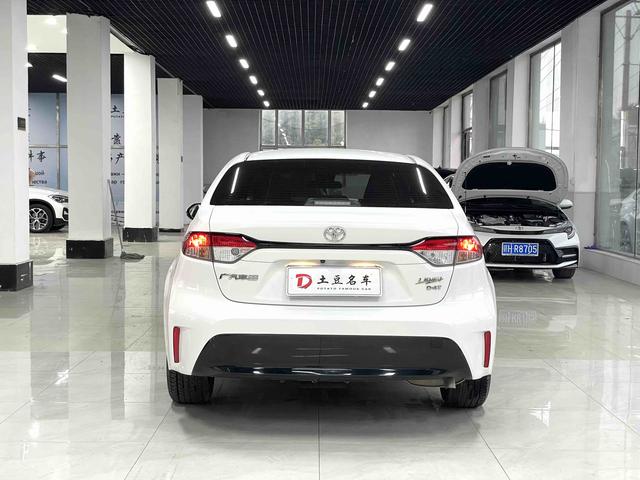 Toyota Corolla 2023, фото 5