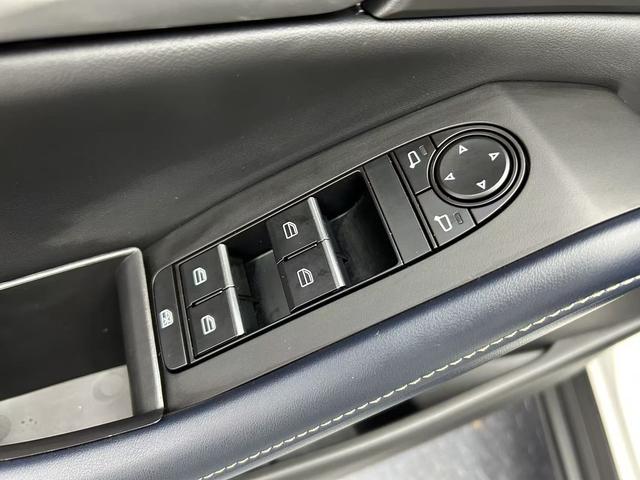 Mazda CX-30 2022, фото 10