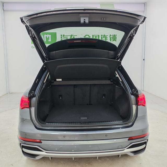 Audi Q3 2023, фото 15