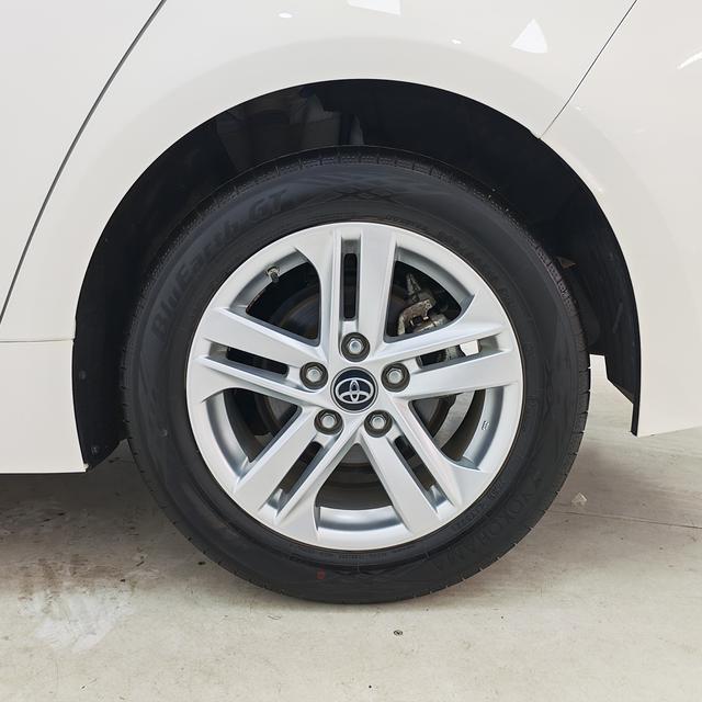 Toyota Corolla 2022, фото 15