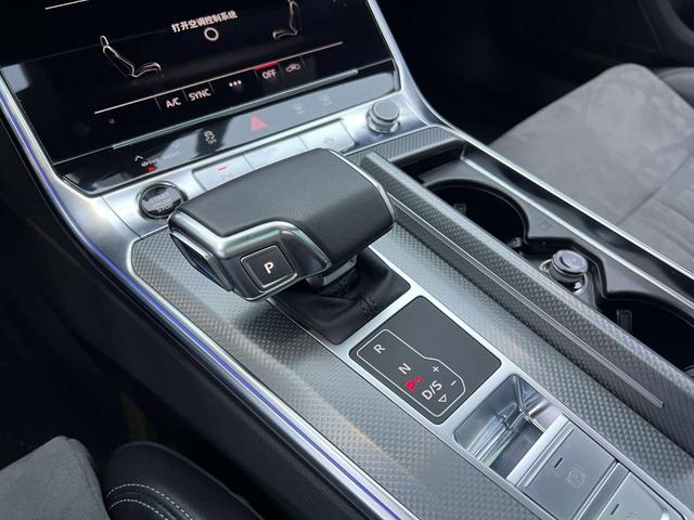 Audi A6L 2024, фото 9