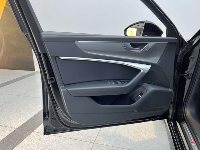 Audi A6L 2024, фото 11
