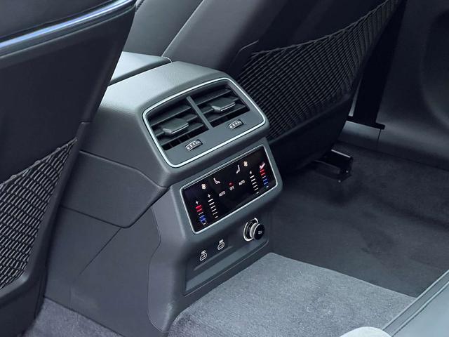 Audi A6L 2024, фото 14