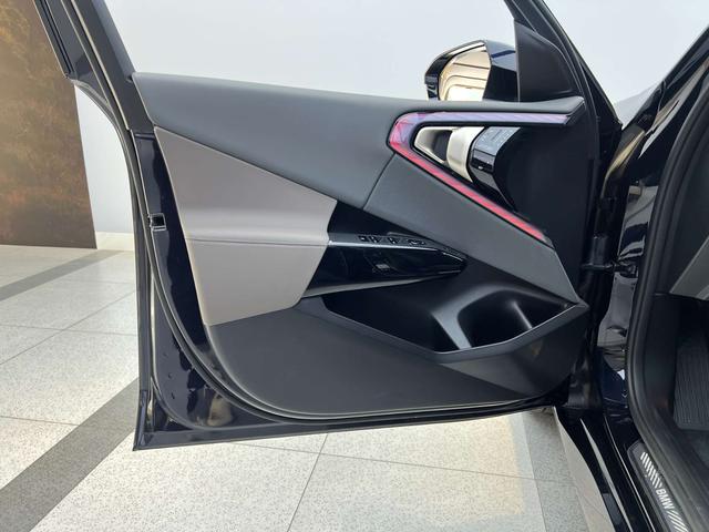 BMW X3 2025, фото 11