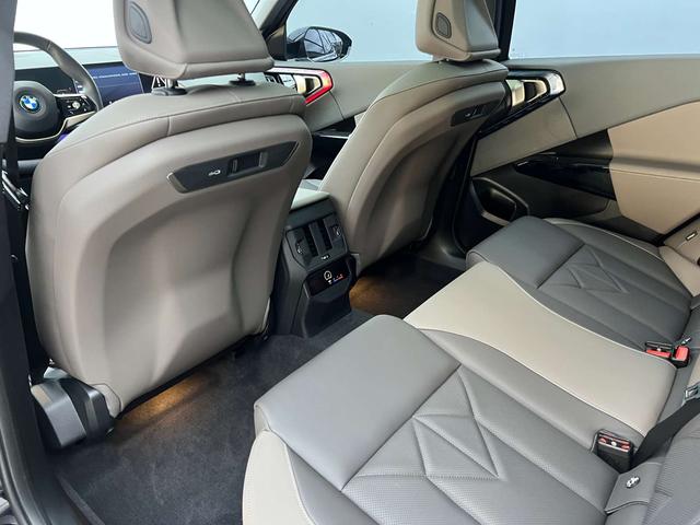 BMW X3 2025, фото 14