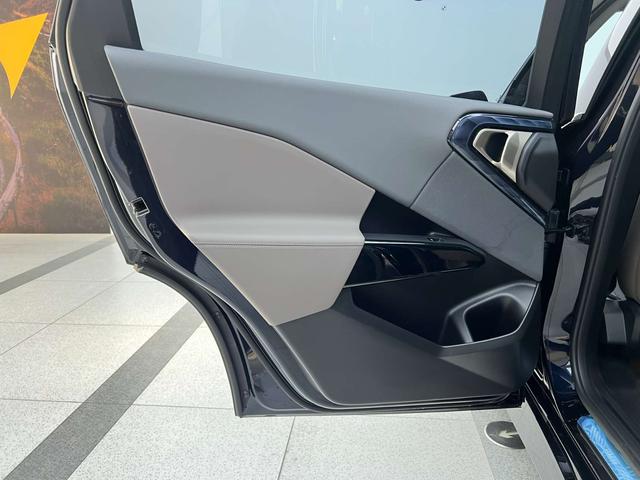 BMW X3 2025, фото 16