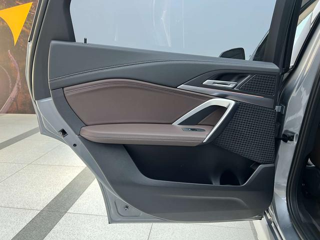 BMW X1 2023, фото 16