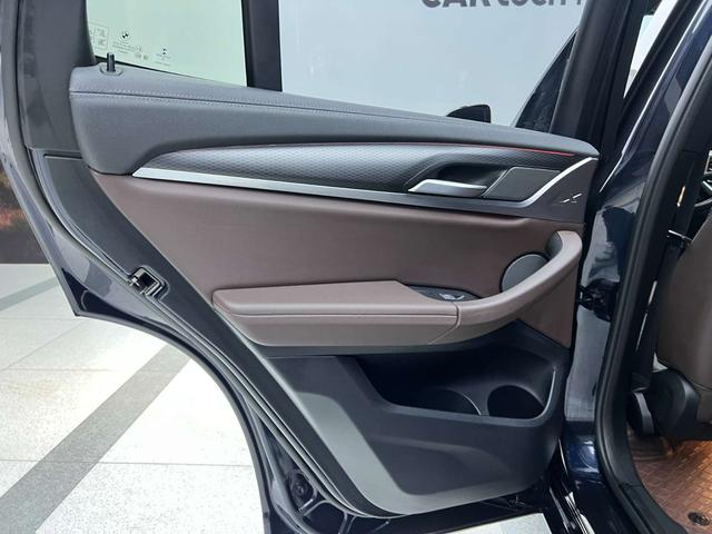 BMW X3 2022, фото 16