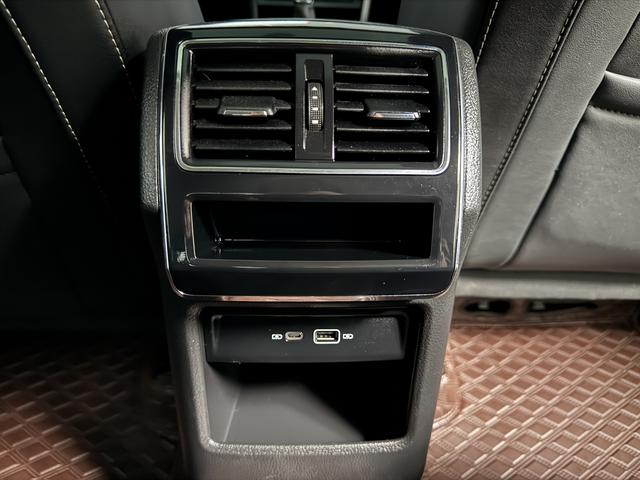 Skoda Superb 2022, фото 15
