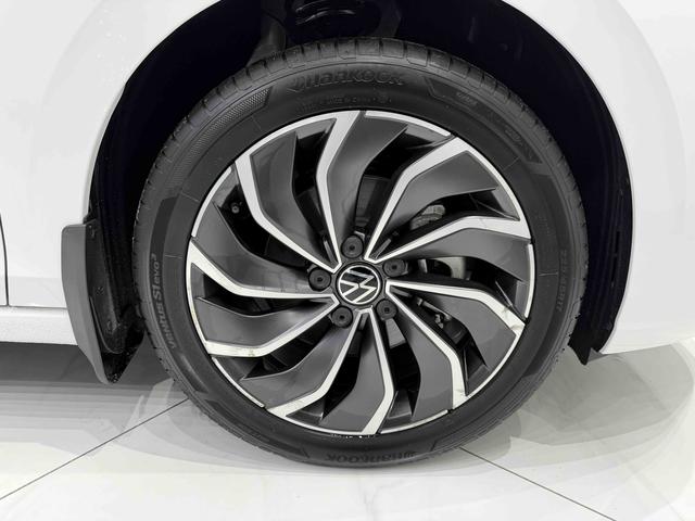 Volkswagen Golf 2023, фото 15