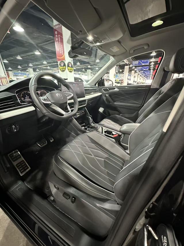 Volkswagen Tiguan 2024, фото 4