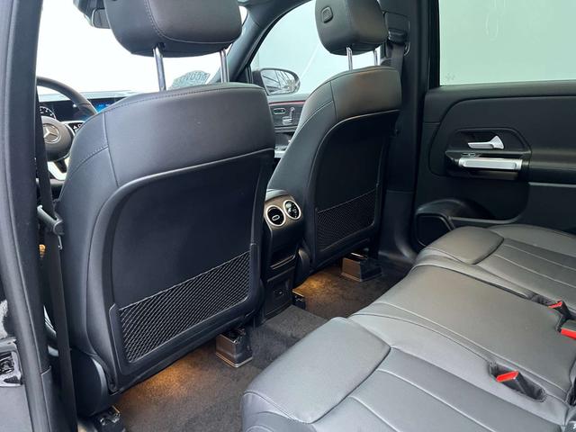 Mercedes-Benz GLB 2023, фото 14