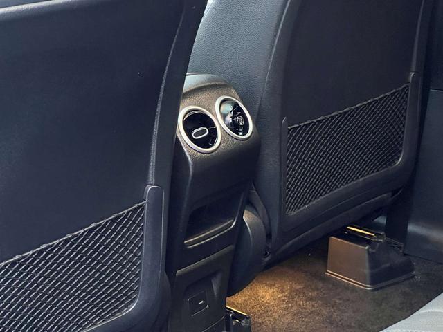 Mercedes-Benz GLB 2023, фото 15