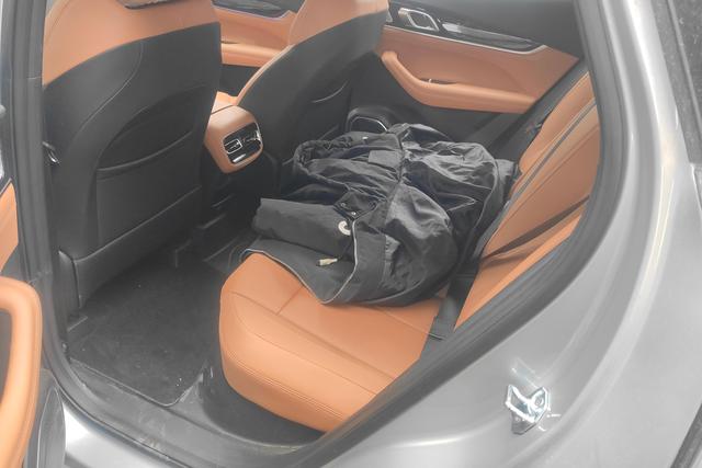 Geely Boyue L 2025, фото 13